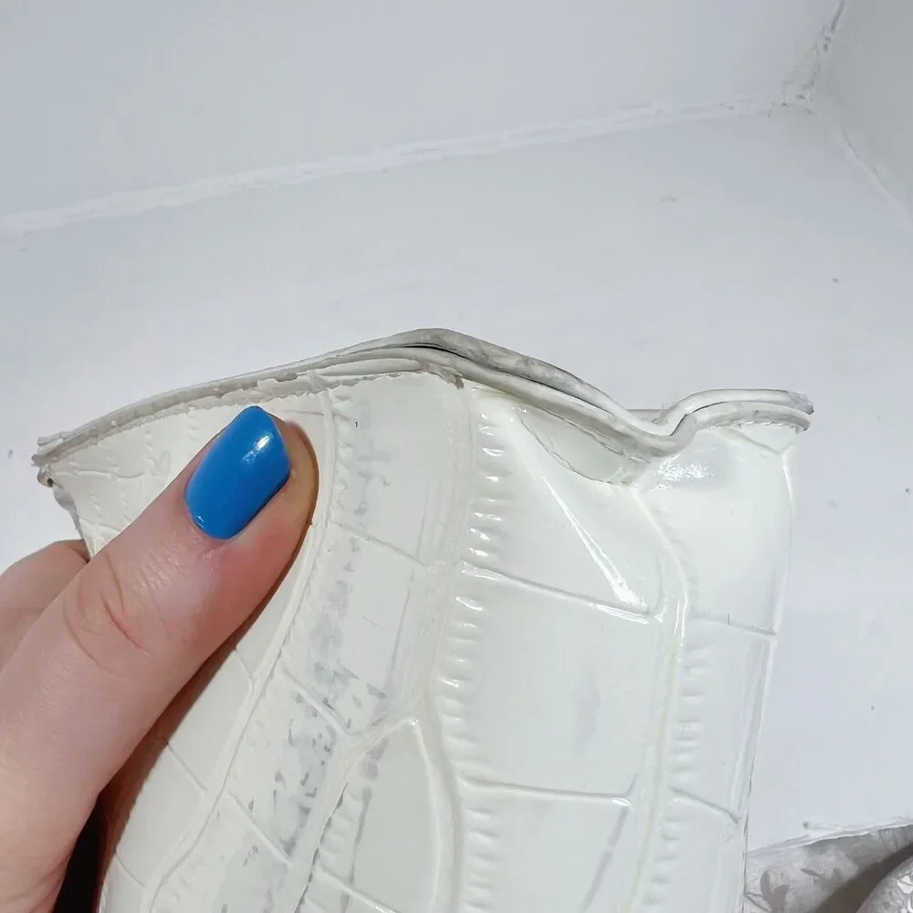Shein White Faux Patent Leather Crocodile Embossed Shoulder Bag